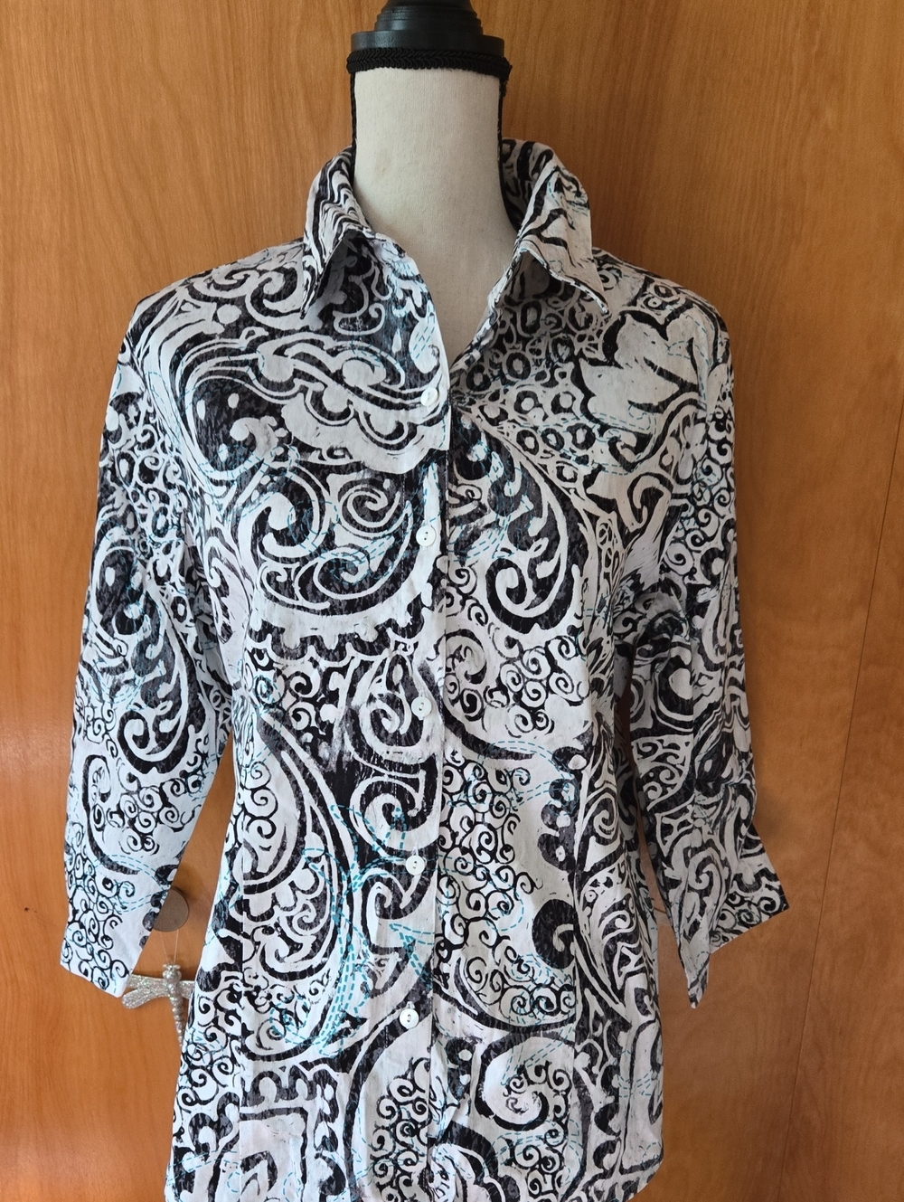 Chico's Black & White Swirl Button-Down Shirt